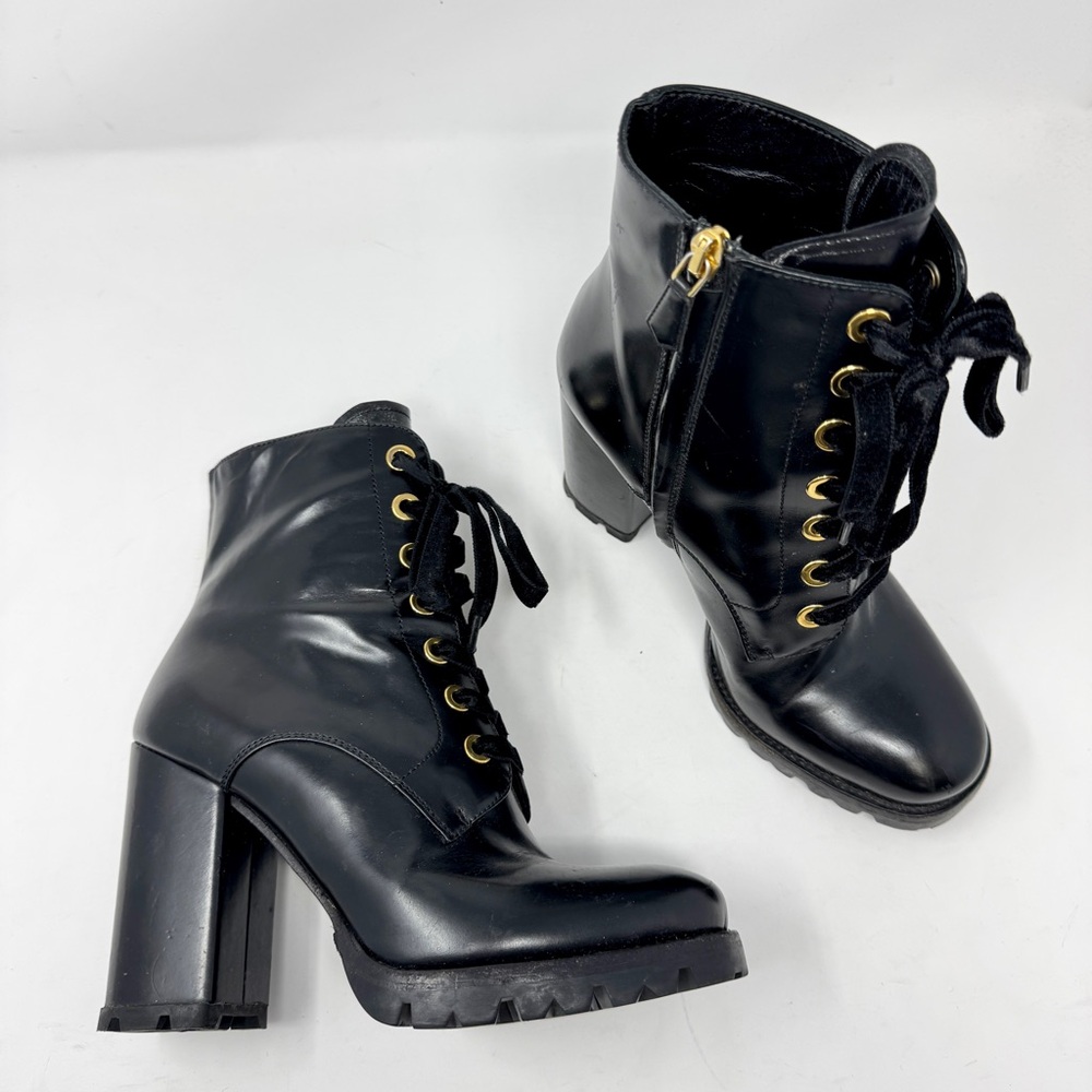 PRADA VITELLO Leather Black Lace-Up Ankle Boots Booties